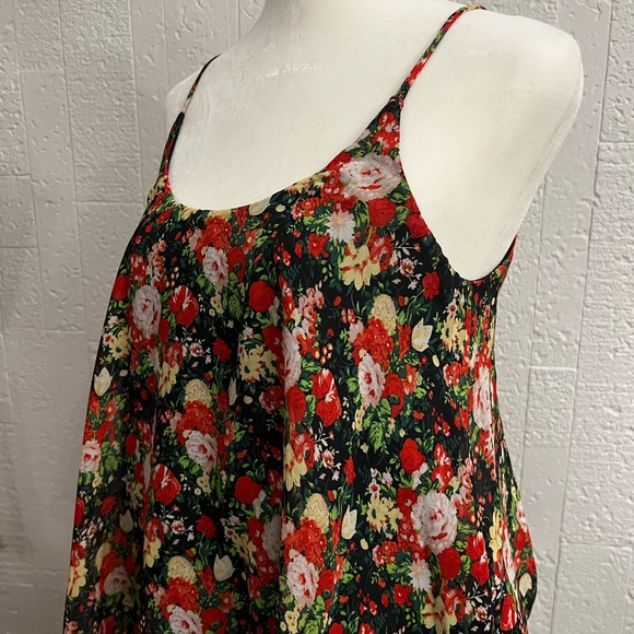 medium blouse - Picture 4 of 9